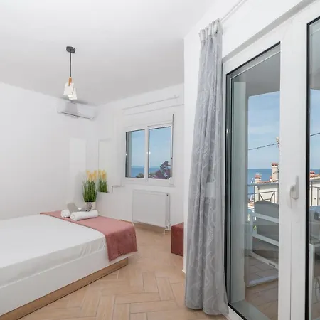 Апартаменты Anesis Seaview *